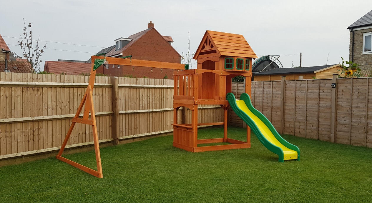 Childrens Playset Construction