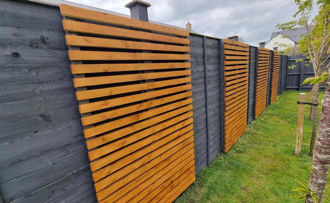 Slated Fence Highlights